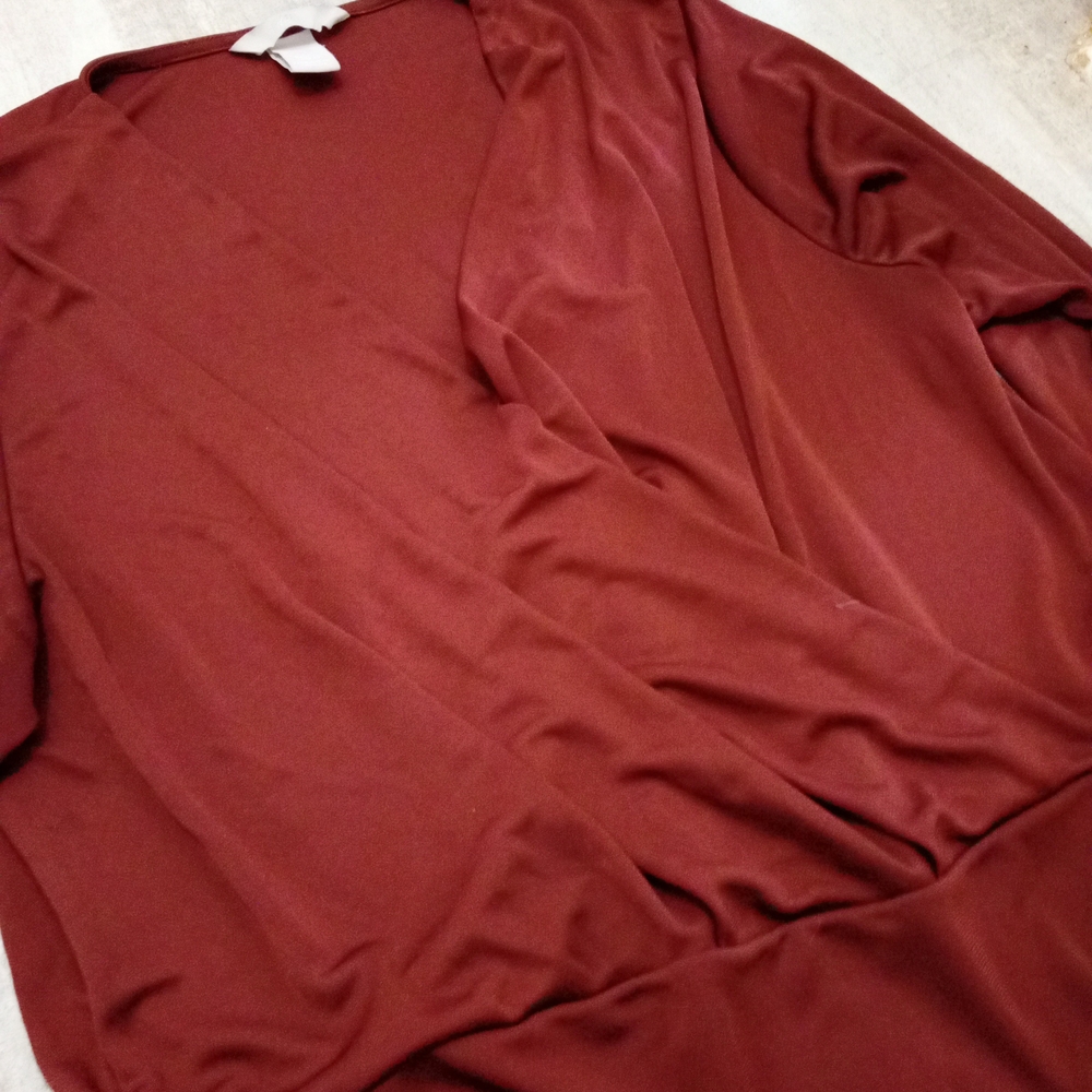 H&M Deep Red Top - Picture 2 of 3